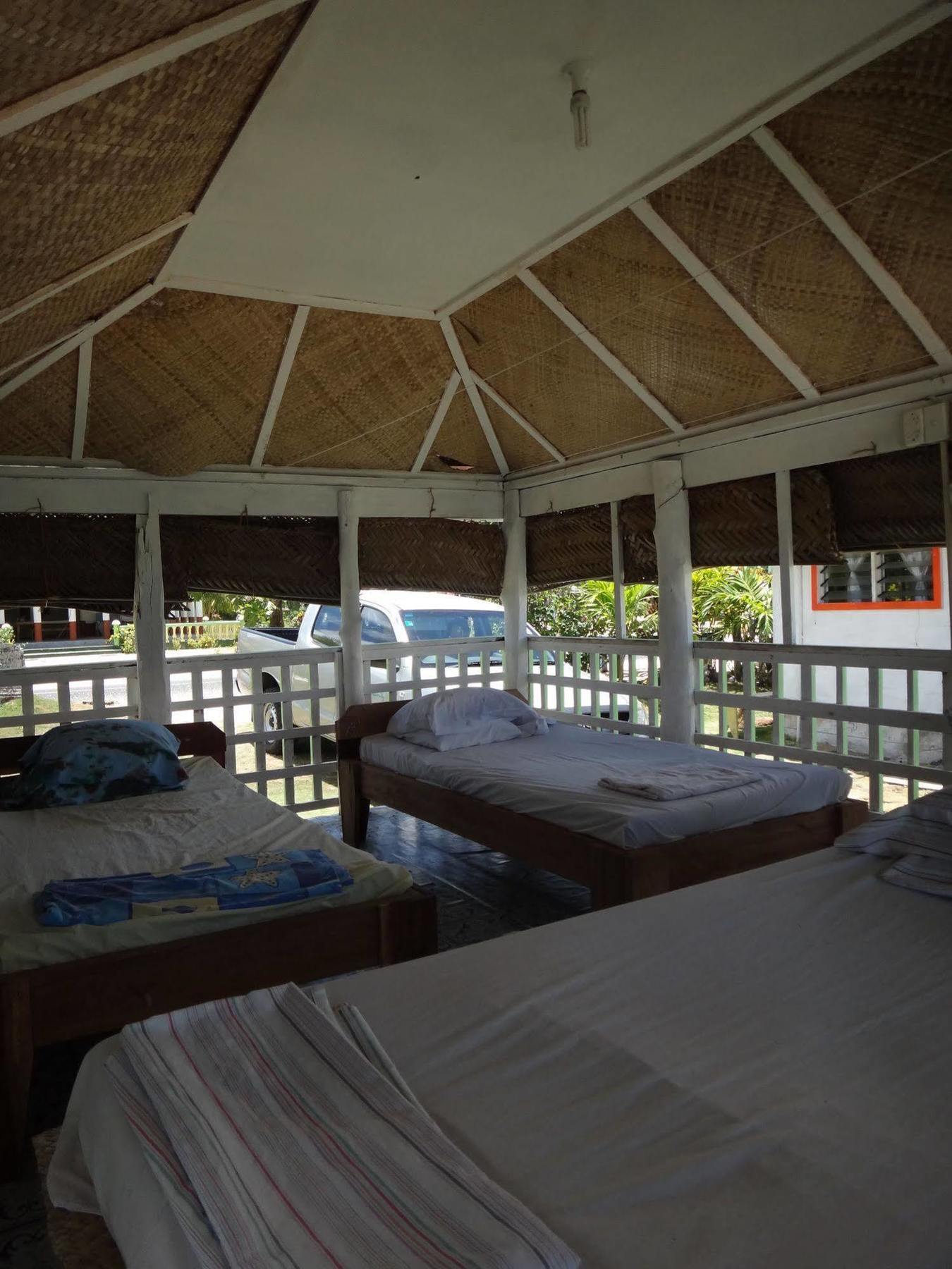 Tailua Beach Fales Manase Luaran gambar