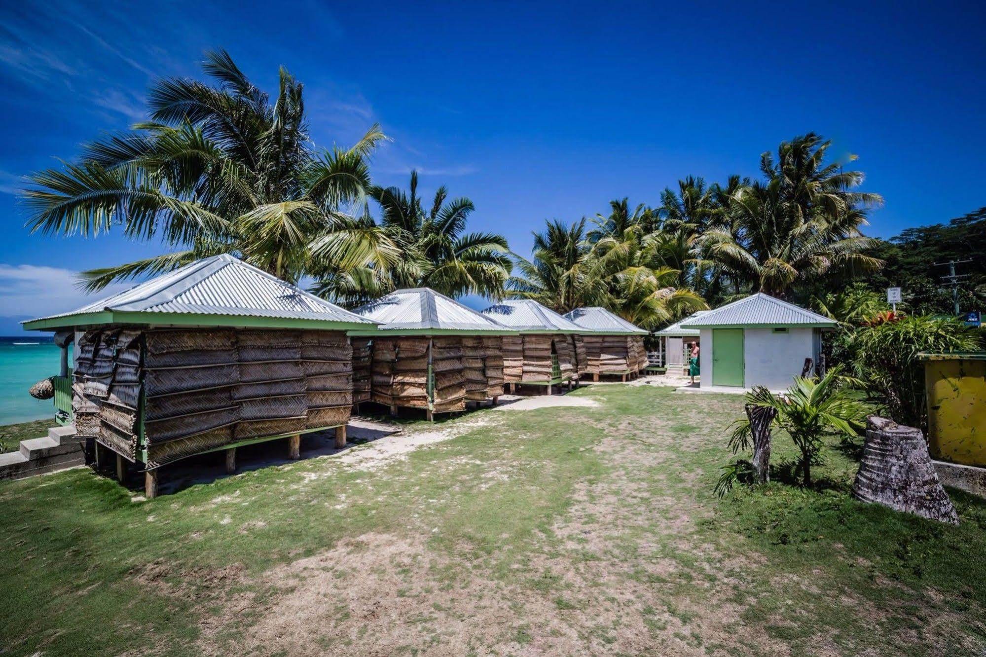 Tailua Beach Fales Manase Luaran gambar
